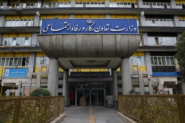 انتقاد خضریان از وزیر تعاون برای انتصابات مشکوک