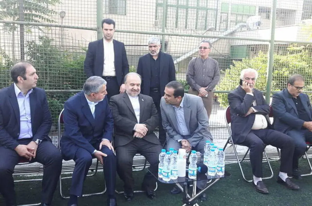   چشم انتظار  بازسازی مجموعه ۵۰ ساله ناشنوایان 