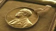 پرتاب برنده جایزه پزشکی نوبل به داخل برکه توسط همکارانش