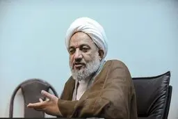 آقا تهرانی: جبهه پایداری چند نفر را به رئیسی برای حضور در کابینه معرفی کرده  | می گویند آیت الله مصباح،«اقا» را قبول نداشت اما فیلم آیت الله مصباح که می‌خواست زانوی «آقا» را ببوسد، موجود است