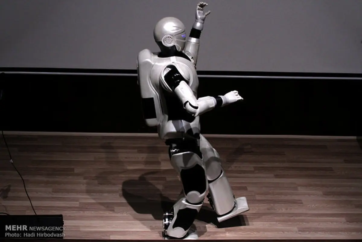 ربات ایرانی ساخت «سورنا» در جمع ۱۰ ربات برتر 
