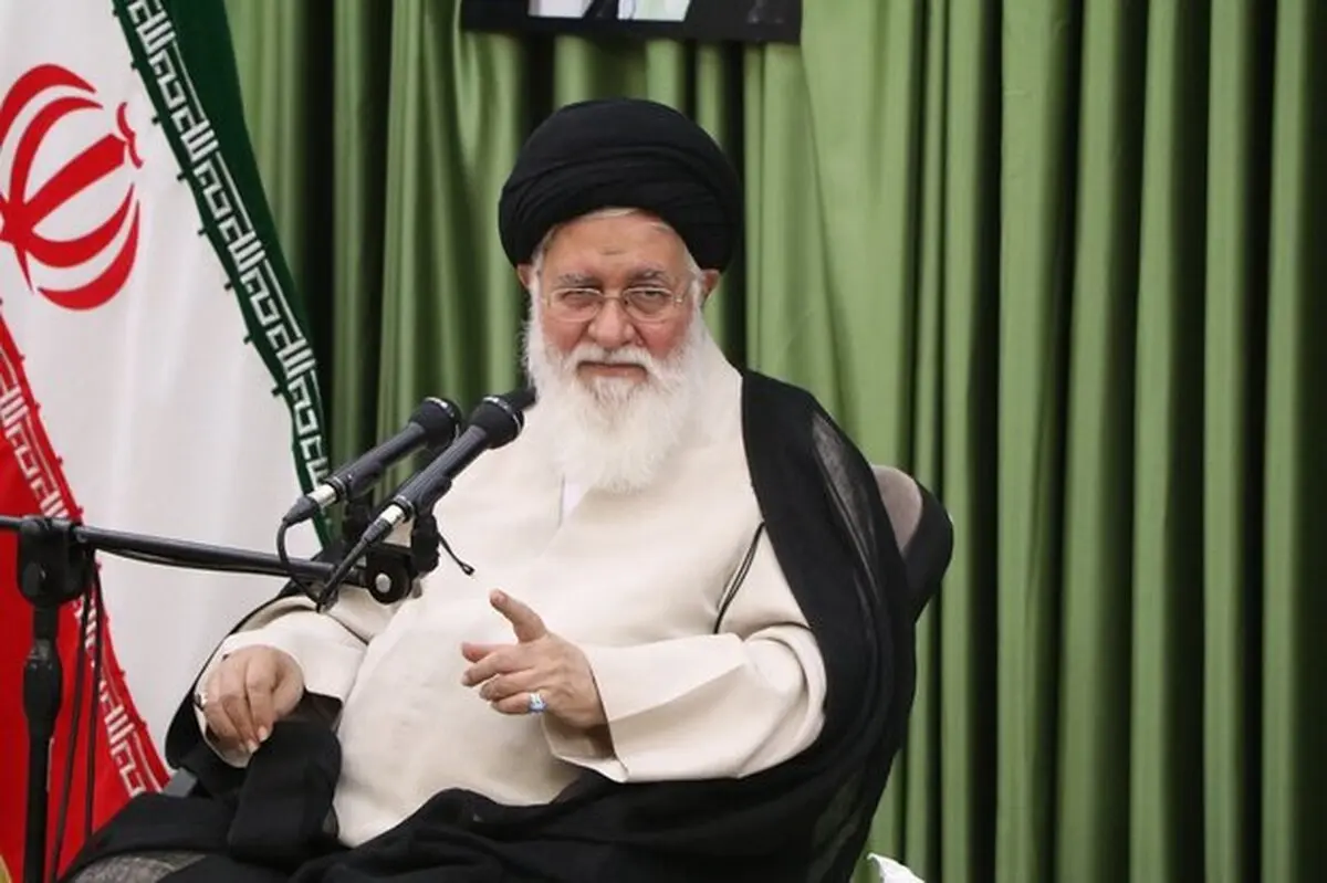 علم الهدی به اعضای شورای شهر: در اسرع وقت در زیر ساختمان‌های اطراف حرم پارکینگ ایجاد کنید