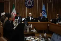 عارف: باید زمینه بازگشت نخبگان و استادانان به ایران را فراهم سازیم

