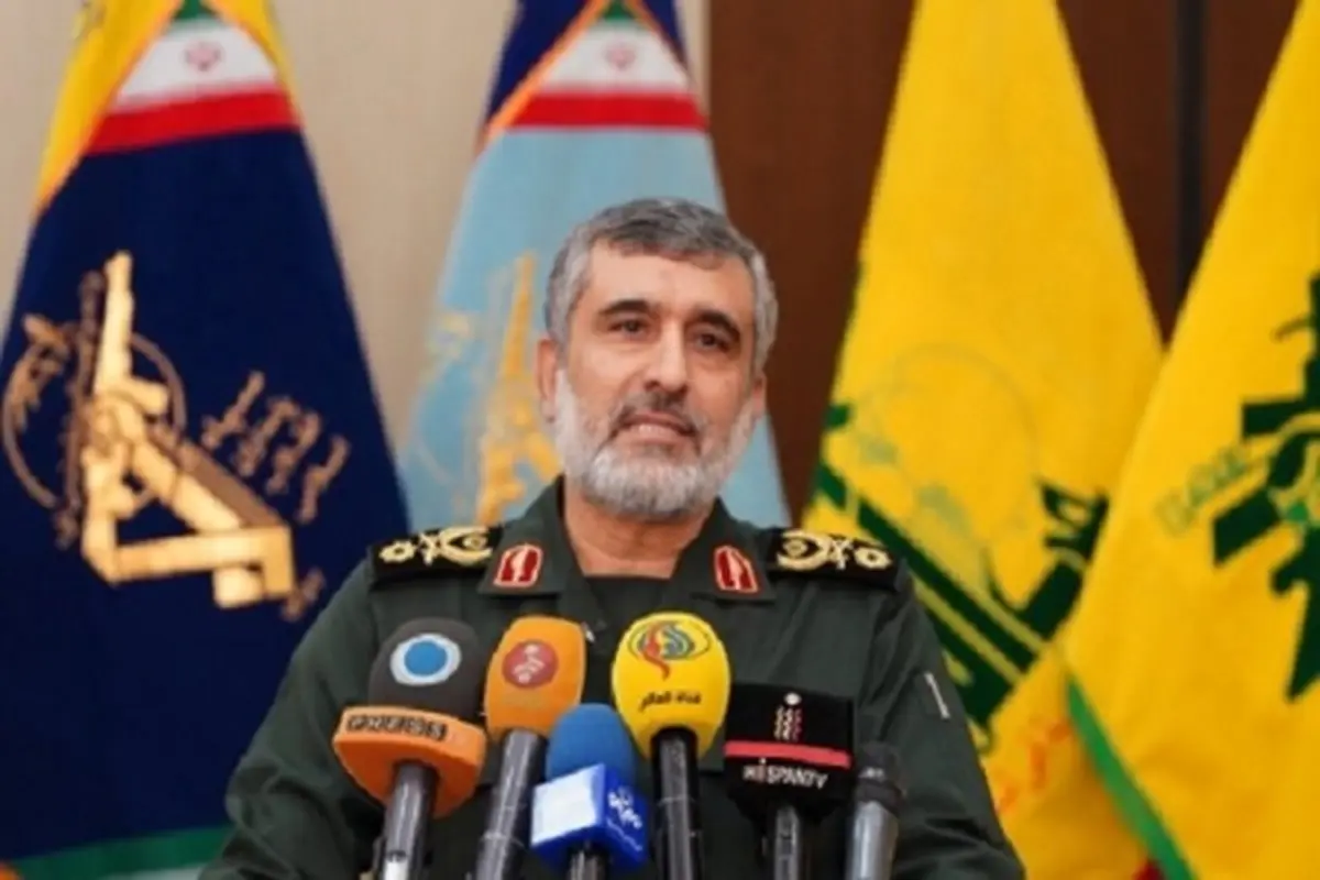 سردار حاجی زاده: غربی‌ها در حوزه نظامی هیچ غلطی نمی‌توانند بکنند
