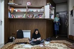 شرایط سخت دختران در خوابگاه‌ها