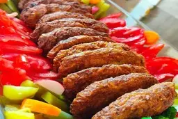 ناهار  شامی کباب درست کن، محشر میشه | طرز تهیه شامی کباب خوشمزه و مجلسی با سس گوجه فرنگی به روش سرآشپز