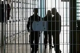 ایران و پاکستان برای آزادی زندانیان ایرانی توافق کردند.