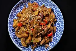 خورش خوشمزه گیاهی میخوای بیا تا یاد بگیری! | طرز تهیه خورش بادمجان و قارچ