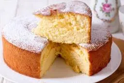 طرز تهیه کیک ساده در قابلمه روی گاز با همه فوت و فن ها | روی گاز در حد یک قناد حرفه‌ای کیک درست کنید