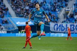 آرسنال قصد دارد سردار آزمون را به خدمت بگیرد 