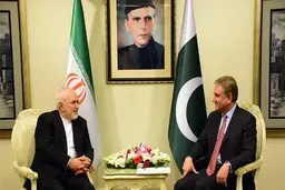 وزیر امورخارجه پاکستان در راه تهران 