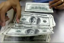  افزایشی قیمت دلار |  شرایط عرضه در بازار ارز سخت شد