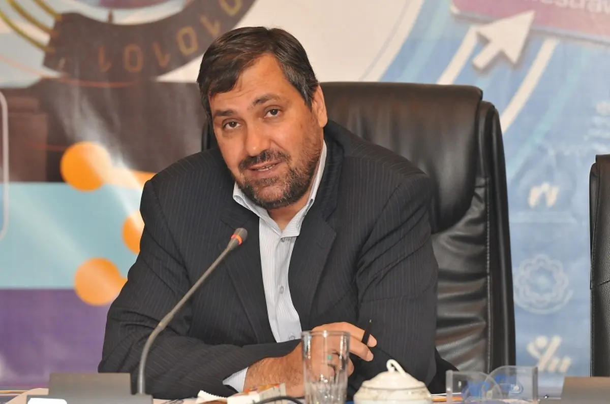 رئیس اسبق رگولاتوری: همراه اول و ایرانسل با این تعرفه‌ها، به زودی زیانده می‌شوند