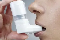  علائم آسم در ایرانیان  چند درصد دارند؟