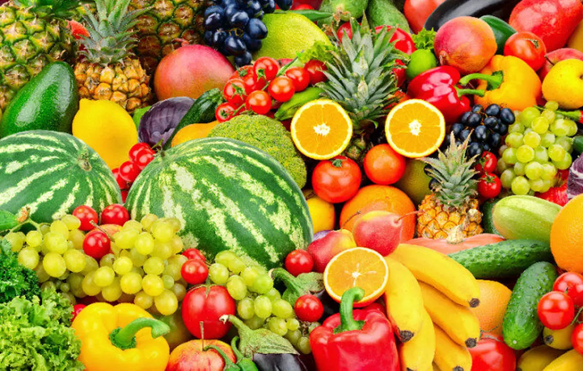 با خوردن این میوه‌ها با مشکلات پوستی خداحافظی کنید! | بررسی تاثیر میوه‌ها بر حفظ سلامت پوست