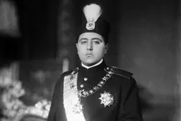 عکس کارت دعوت ختنه سوران شاه ایران فاش شد! | عجیب‌ترین دعوت‌نامه تاریخ