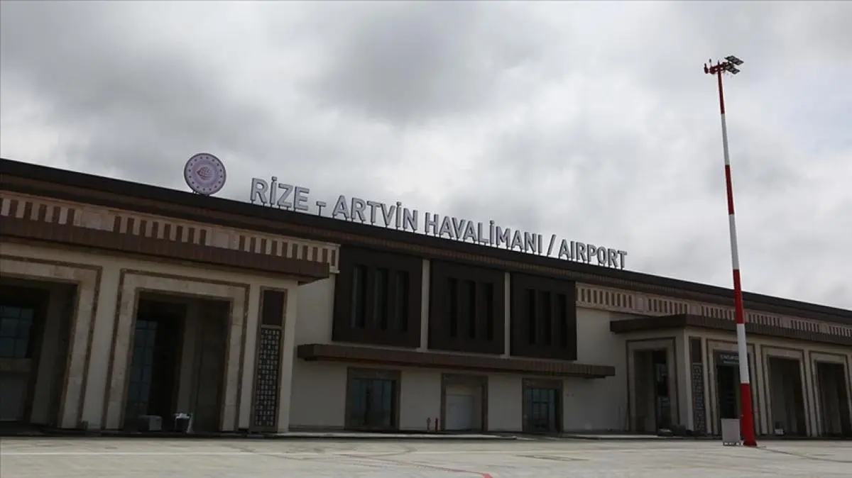 فرودگاه ریزه _آزتوین  ترکیه  افتتاح خواهد شد! ویدئو