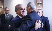  شعرخوانی شهباز شریف از سعدی؛ «دوست آن باشد که گیرد دستِ دوست، در پریشان‌حالی و درماندگی» + ویدئو 