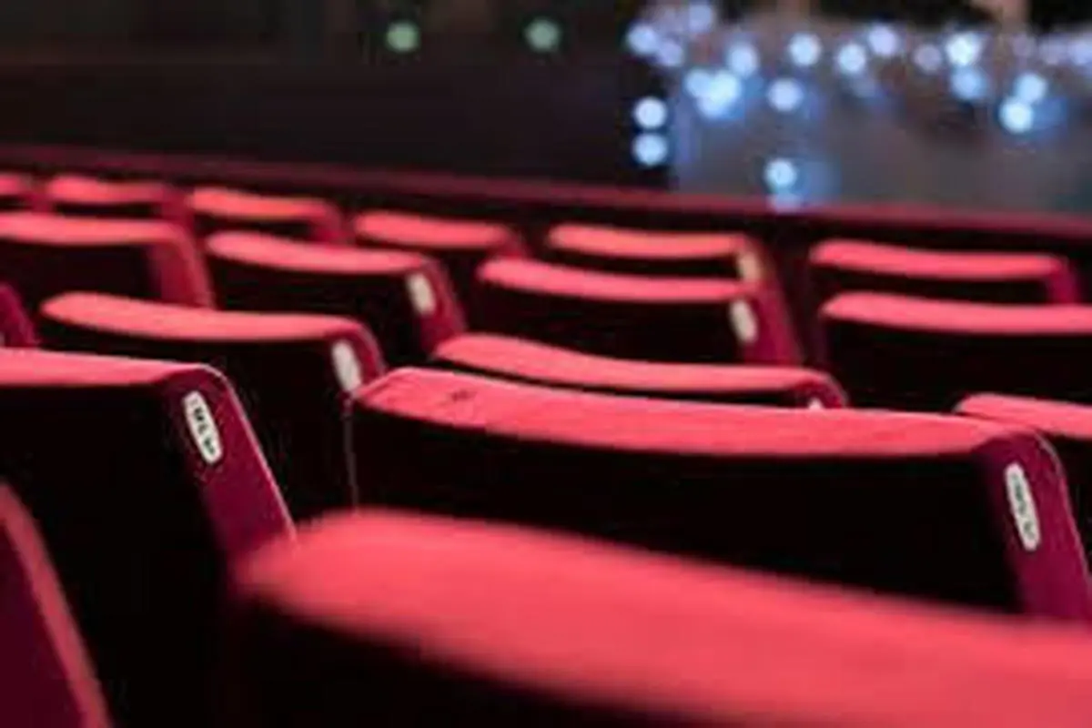 سینما| اُفت مخاطب سینماها با صعود آمار کرونا