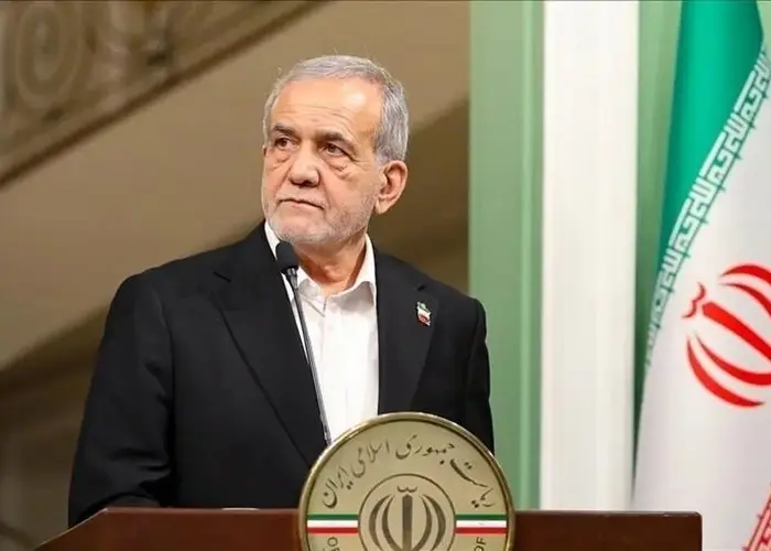 پزشکیان: حتی کسانی که درست یا غلط به زندان بردیم، پای ایران ایستادند
