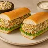 طرز تهیه ساندویچ سالاد مرغ | عاشق این ساندویج می‌شی +ویدئو 