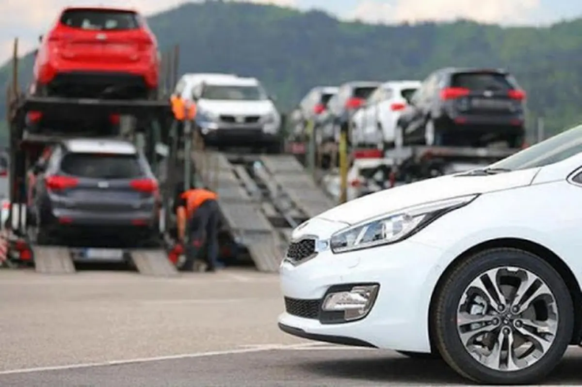 
شورای نگهبان مصوبه واردات  خودروهای خارجی را رد کرد
