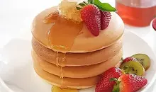 صبحانه پنکیک خانگی ساده و خوشمزه درست کن | طرز تهیه پنکیک خانگی ساده و خوشمزه پفکی برای صبحانه + فوت و فن ها