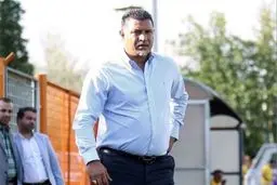 رابطه نزدیک و دوستانه‌ ی علی دایی و  ستاره بسکتبال ایران+عکس