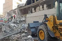 اولین تصاویر از انفجار مرگبار ساختمان در تبریز