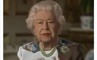 شوخی با لباس ملکه انگلیس! 