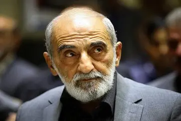 حمله شریعتمداری به دولتمردان در برنامه تلویزیونی | مدیرمسئول کیهان در برنامه «تبیین وحدت» +ویدئو