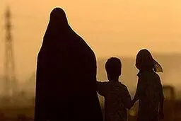 
استانداری قم : شناسایی ۷۸۶۳ فرزند حاصل از ازدواج مردان خارجی با زنان ایرانی