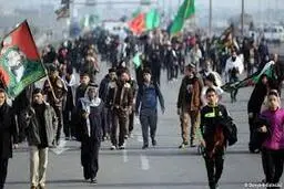 
پیاده‌روی به سوی شهر مشهدتا پایان ماه سفر ممنوع شد
