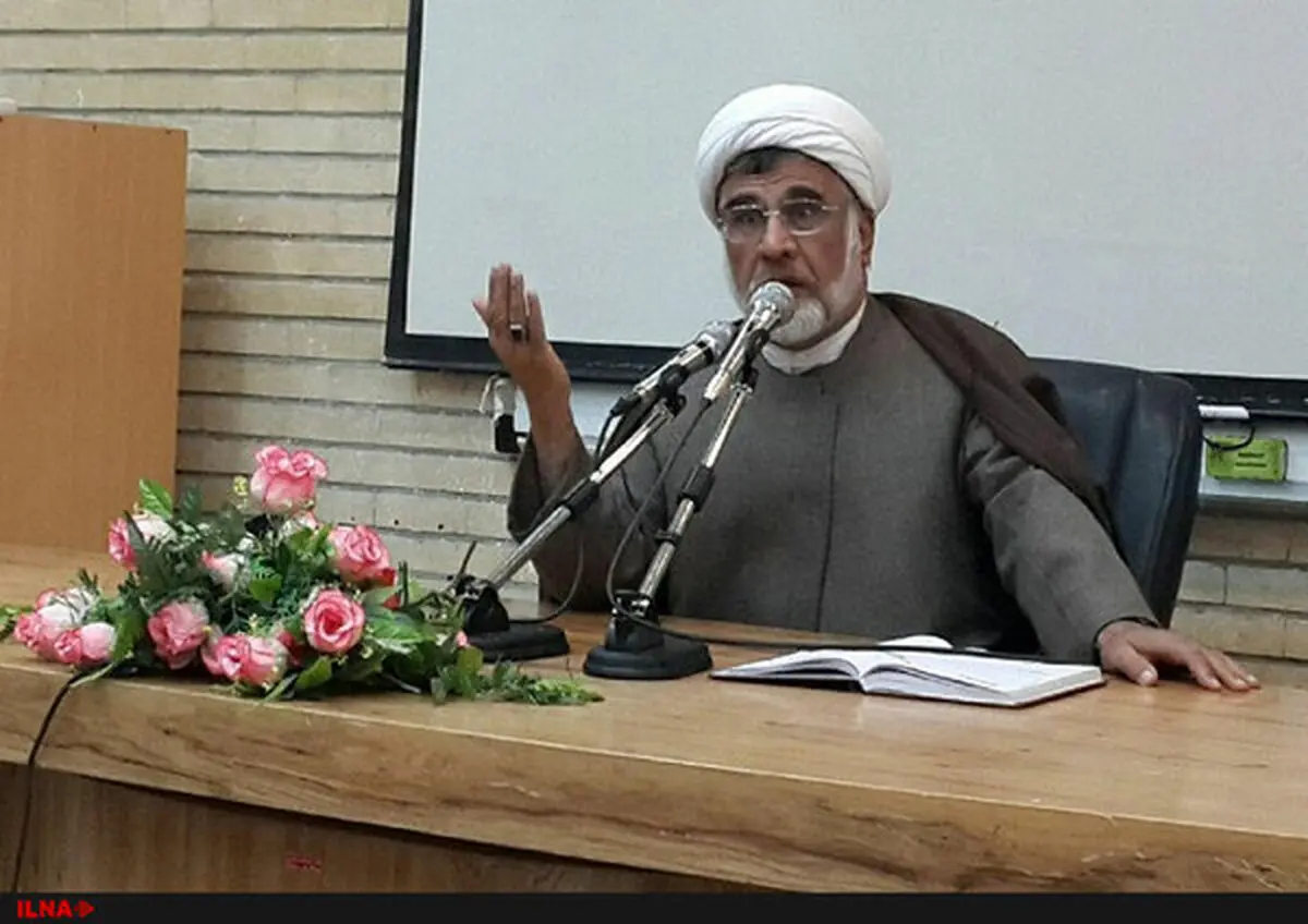 خطبای جمعه چرا درباره فقر مردم ، فریاد نمی کشند؟ 