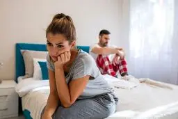 حکم شرعی جدا خوابیدن زن و شوهر | جدا خوابیدن زن و شوهر از نظر شرع و قانون چه حکمی دارد؟
