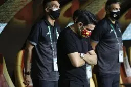 نکونام: ۶ بازیکن مصدوم داریم| بزرگترین معضل ما چمن ورزشگاه شهدای فولاد است