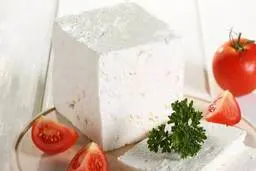 مصرف پنیر برای این افراد قدغن است!