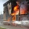 آتش‌سوزی در انبار کاغذ ظهیرالاسلام  | انبار کاغذ در خیابان ظهیر السلام در آتش سوخت

