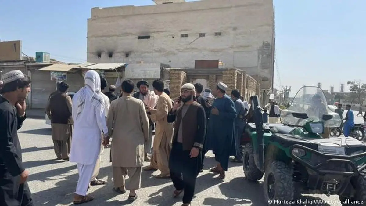 انتقال تعدادی از مجروحان انفجار مسجد شیعیان قندهار افغانستان به ایران 