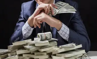 ثروتمندان ایرانی چگونه کار خیر می‌کنند؟ | نسخه ایرانی نیکوکاری