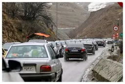 ترافیک سنگین در جاده‌های شمالی کشور | بارش باران و مه‌گرفتگی در برخی استان‌ها