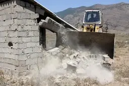 وای بر ما که مامور می‌گوید:"نگران نباش اگر مُرد، پولش را می‌دهیم"