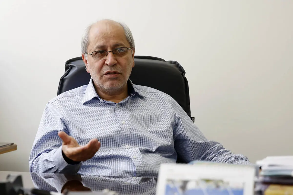 

اقتصاد ایران غیرقابل کنترل است