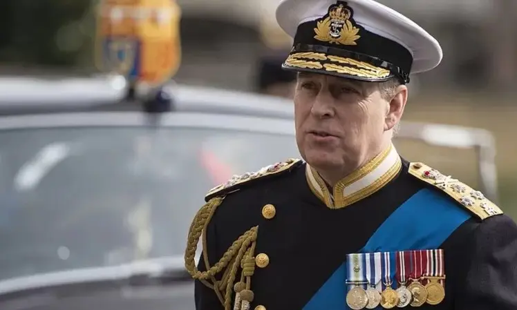 آزادی شاهزاده اندرو پس از بازداشت | ابهام‌ها درباره اتهامات امنیتی