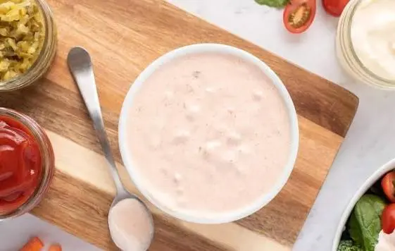طرز تهیه سس هزار جزیره خانگی در ۵ دقیقه | دیگه سس هزار جزیره نخر!