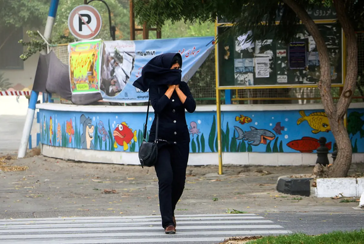 
هشدار سطح زرد هواشناسی برای وزش باد شدید در تهران 