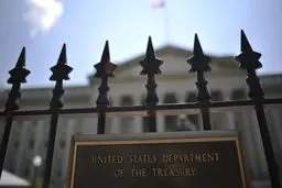 آمریکا 2 شرکت نفتی روسیه را از تحریم خارج کرد 