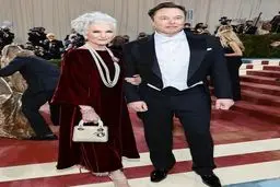 مادر ایلان ماسک خواستار انتخاب یک رئیس جمهور زن در آمریکا شد