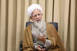 جامعه گرسنه با برنامه طنز شاداب نمی شود | مردم را کمیته امدادی اداره کردن ننگ است!