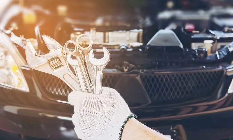 تعمیر خودرو زنجان